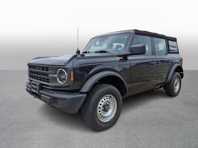 2022 Ford Bronco Base 4x4's photo