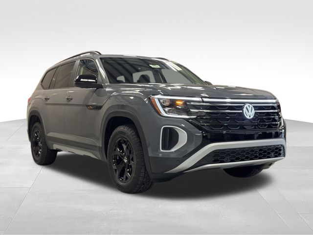 Pure Gray 2026 Volkswagen Atlas SUV / Crossover All-Wheel Drive 8-Speed Automatic