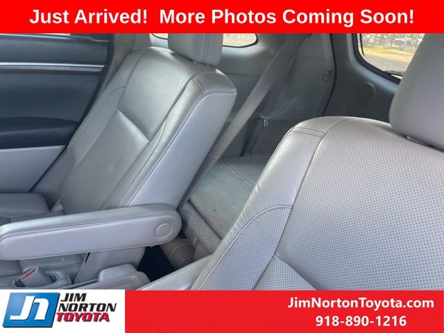 2014 Toyota Highlander Limited 10