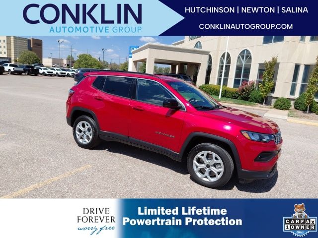 Red Hot Pearlcoat 2025 Jeep Compass SUV / Crossover Four-Wheel Drive 8-Speed Automatic