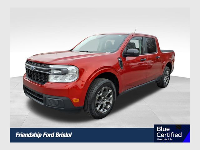 Chili Pepper Red 2022 Ford Maverick XLT SuperCrew AWD Pickup Truck All-Wheel Drive 8-Speed Automatic