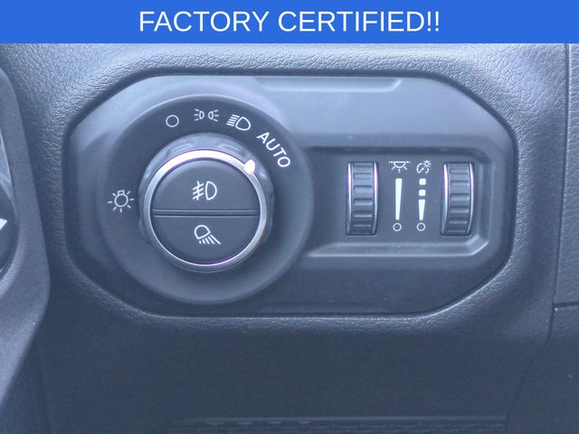 Used 2021 White Jeep Overland image 16