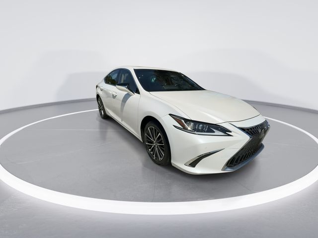 2023 Lexus ES - $38,998