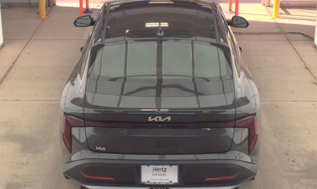 View vehicle photo 6
