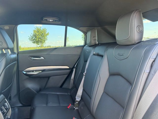 2024 Cadillac XT4 AWD Premium Luxury