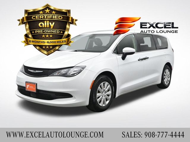 2021 Chrysler Voyager L FWD