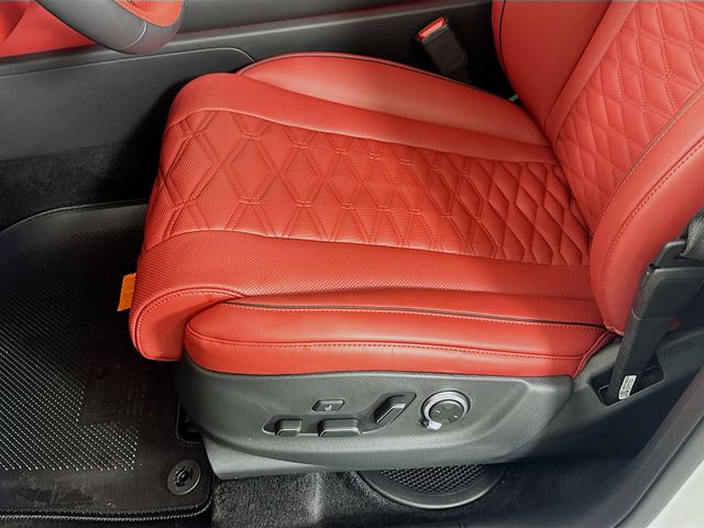 Thumbnail: 2026 Genesis GV80 - 21