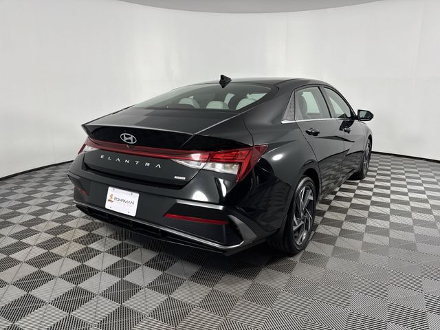 New 2025 Hyundai Elantra Hybrid For Sale in Indianapolis, IN