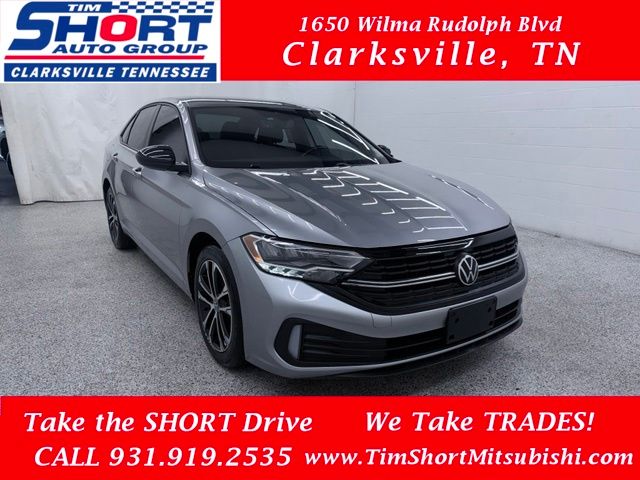 Silver 2024 Volkswagen Jetta Sedan Front-Wheel Drive 8-Speed Automatic