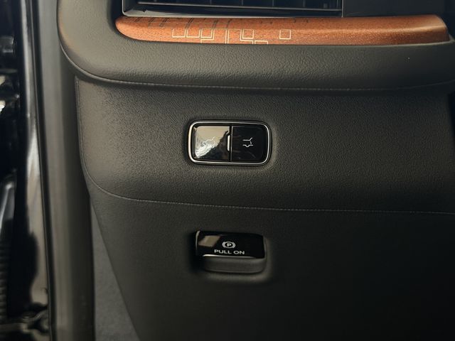 Used 2025 Lincoln Navigator SUV