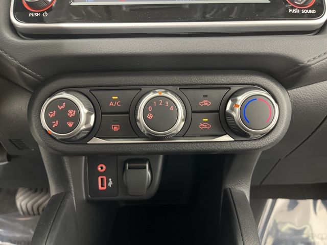 2025 Super Black Metallic Nissan Versa 1.6 S FWD Sedan