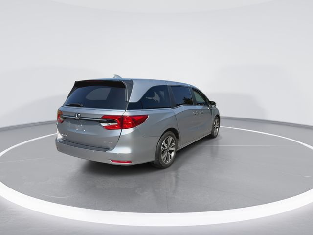 Used 2023 Silver Honda Touring image 10