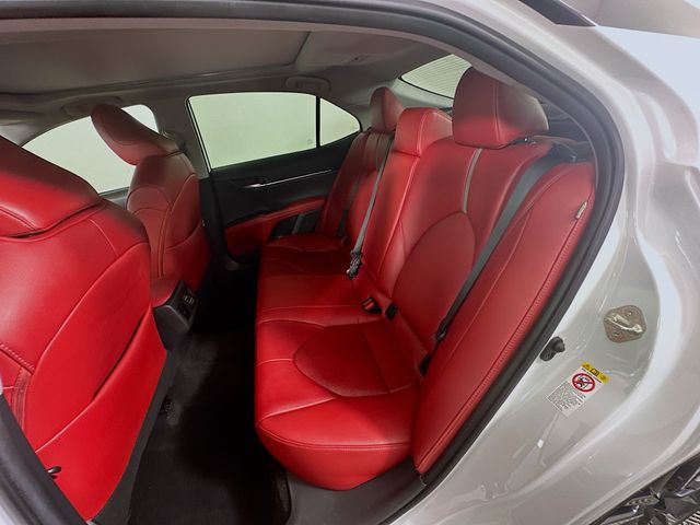 Thumbnail: 2019 Toyota Camry - 25