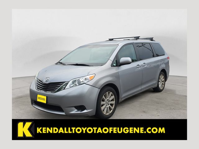 2012 Toyota Sienna LE 7-Passenger