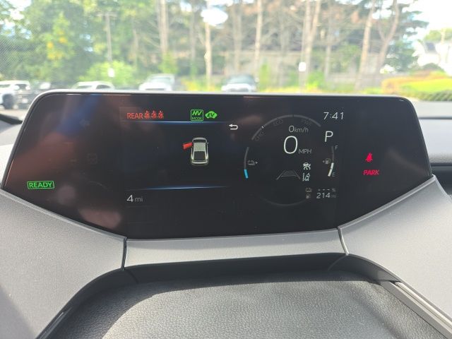2026 Toyota Prius Plug-in Hybrid XSE - Photo 11