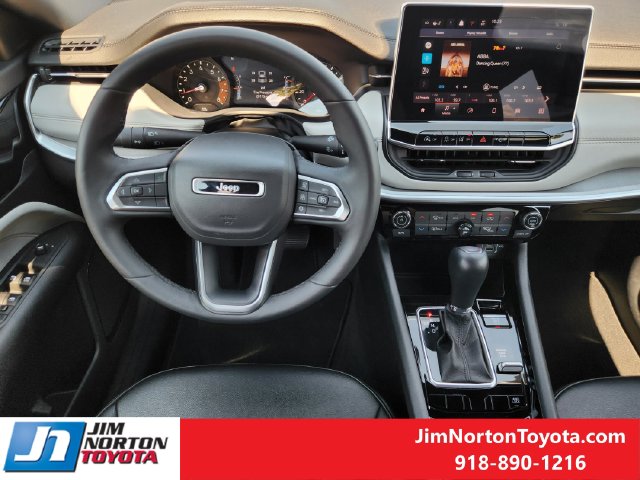 Used 2025 Jeep Compass SUV
