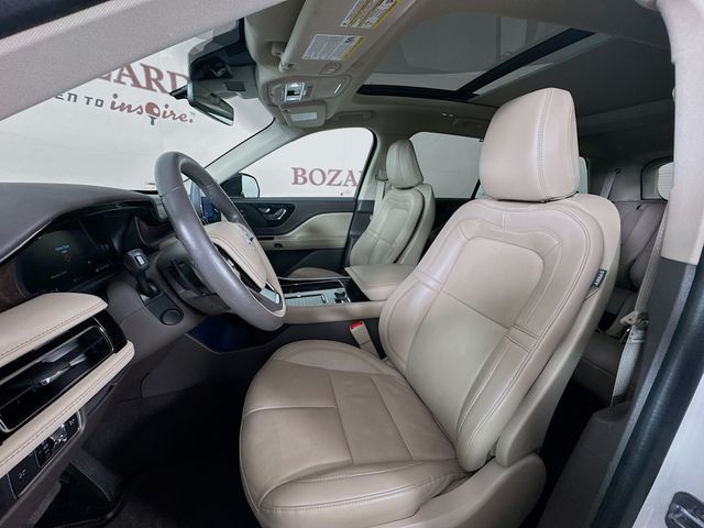 2022 Pristine White Metallic Tri-Coat Lincoln Aviator Reserve RWD SUV