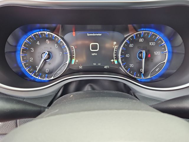 New 2026 White Chrysler Limited image 21