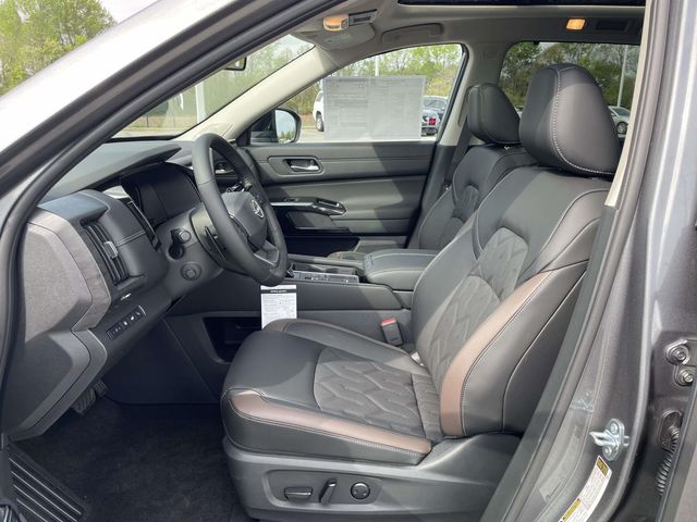 New 2026  Nissan Platinum image 15