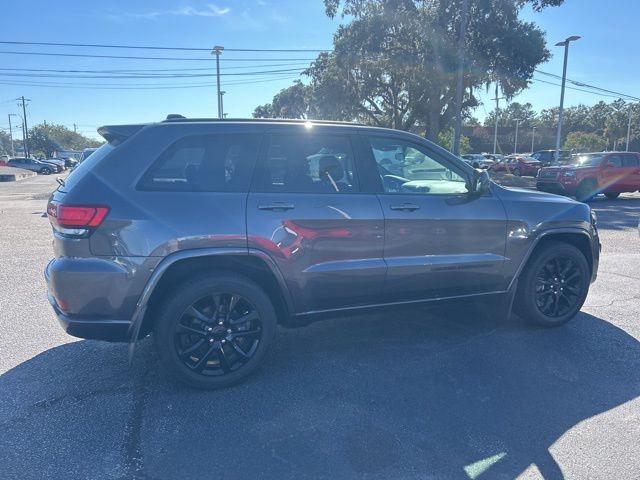 2021 Jeep Grand Cherokee Laredo X 8