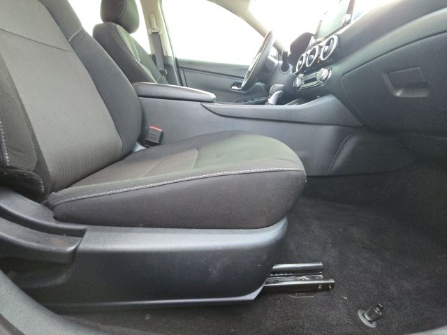 2024 Nissan Sentra SV:B01833