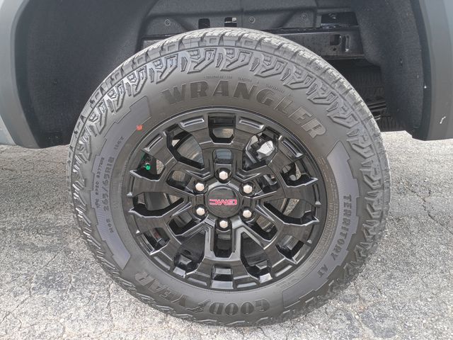 New 2026 GMC Canyon Truck