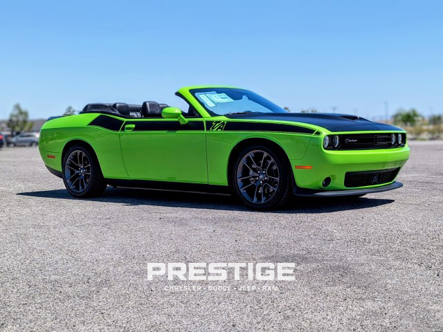 2023 Dodge Challenger R/T 3