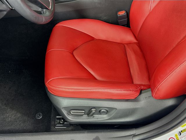 Thumbnail: 2019 Toyota Camry - 20