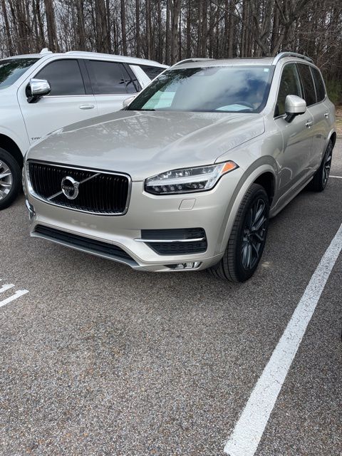 2016 Volvo XC90 T6 Momentum AWD