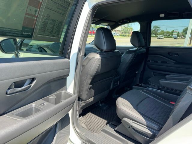 Used 2024 Nissan Pathfinder SUV