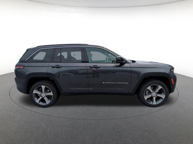 new 2026 Jeep Grand Cherokee car, priced at $43,186