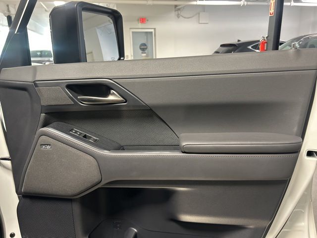 Used 2024 White Lexus 550 Overtrail+ image 26