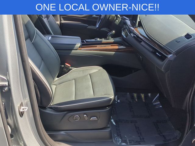 Used 2024 Silver Cadillac Premium Luxury image 44