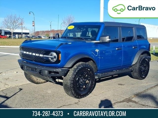Blue Metallic 2024 Ford Bronco Wildtrak 4-Door 4WD SUV / Crossover Four-Wheel Drive Automatic
