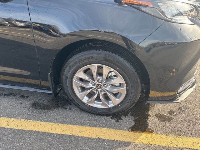 used 2025 Toyota Sienna car, priced at $43,999