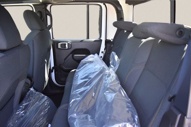 New Car 2025 Jeep Gladiator  Sport S For Sale Under $50,000 In Austin, Texas