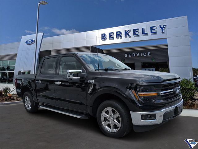 Agate Black Metallic 2025 Ford F-150 Pickup Truck 4X2 Automatic
