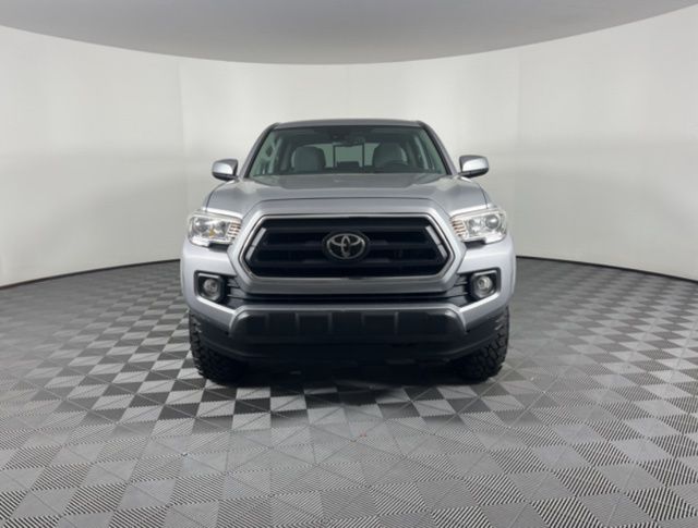 2020 Toyota Tacoma SR5 3