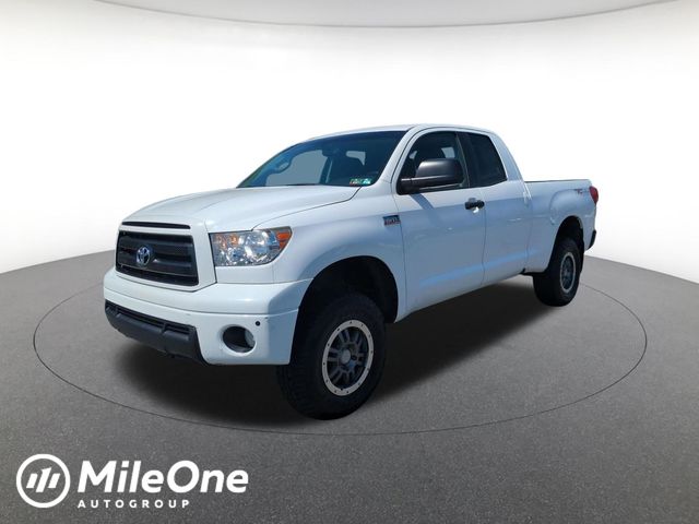 Super White 2012 Toyota Tundra Tundra Grade Double Cab 5.7L 4WD Pickup Truck Four-Wheel Drive 6-Speed Automatic Overdrive