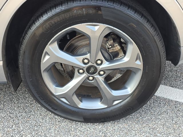 2023 Ford Escape ST-Line:L166580A