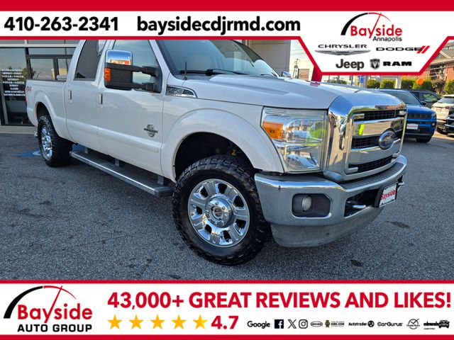 White Platinum Clearcoat Metallic 2014 Ford F-250 Super Duty Pickup Truck Four-Wheel Drive 6-Speed Automatic Overdrive