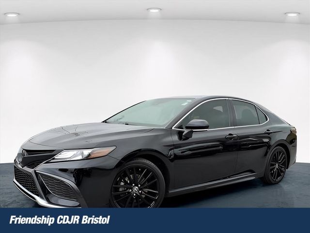 2022 Toyota Camry XSE FWD