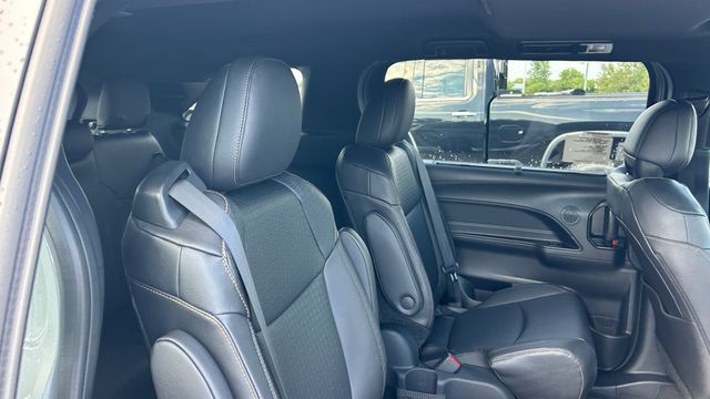New 2026 Toyota Sienna Van
