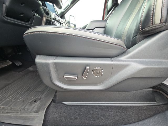 2022 Ford F-250SD Platinum:B01968