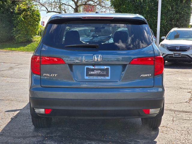 2017 Honda Pilot EX 16