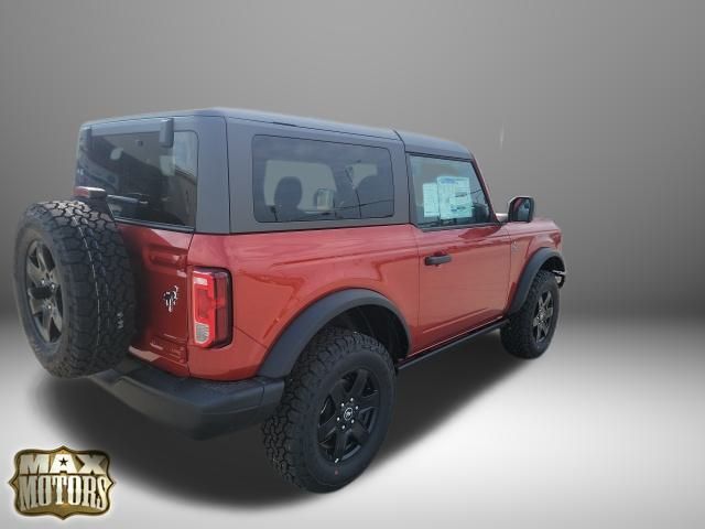 2024 Ford Bronco Black Diamond 11