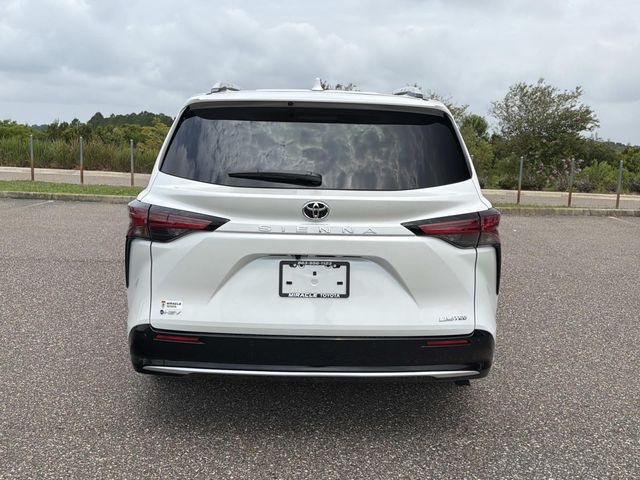 New 2026 Toyota Sienna Van