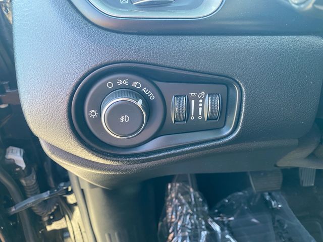 JeepRenegade18