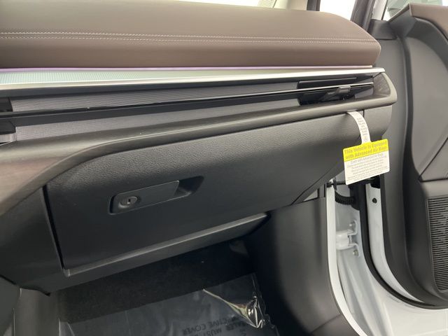 2025 Everest White Pearl Tricoat Nissan Murano Platinum AWD SUV