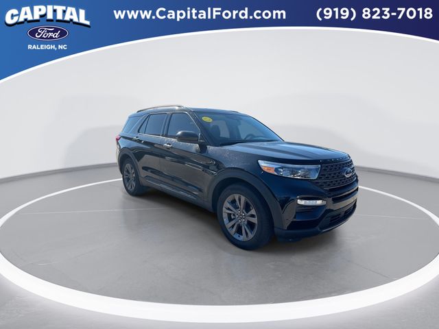 New 2024 Black Ford XLT image 2